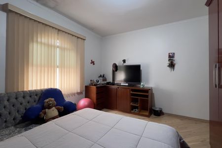 Casa à venda com 288m², 3 quartos e 4 vagas Casa à venda com 288m², 3 quartos e 4 vagasQuarto 1