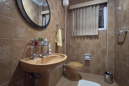 Casa à venda com 288m², 3 quartos e 4 vagas Casa à venda com 288m², 3 quartos e 4 vagasBanheiro 2