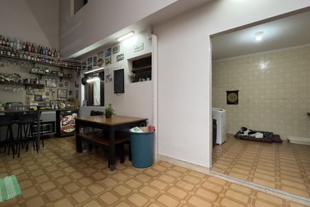 Casa à venda com 288m², 3 quartos e 4 vagas Casa à venda com 288m², 3 quartos e 4 vagasÁrea externa
