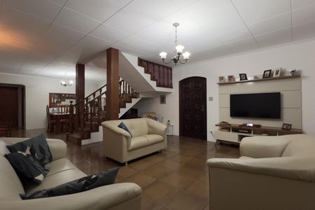 Casa à venda com 288m², 3 quartos e 4 vagas Casa à venda com 288m², 3 quartos e 4 vagasSala