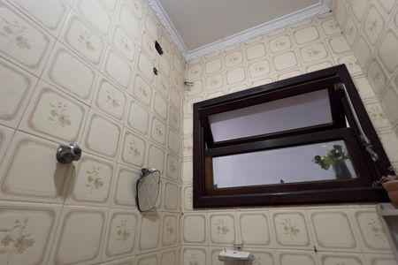 Casa à venda com 288m², 3 quartos e 4 vagas Casa à venda com 288m², 3 quartos e 4 vagasBanheiro de serviço