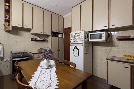 Casa à venda com 288m², 3 quartos e 4 vagas Casa à venda com 288m², 3 quartos e 4 vagasCozinha