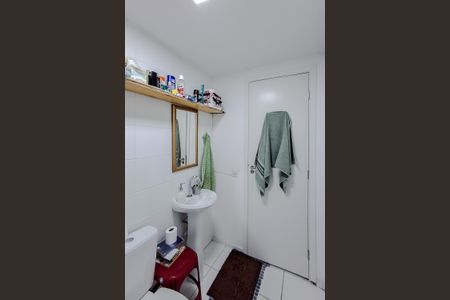 Apartamento à venda com 39m², 2 quartos e sem vaga Apartamento à venda com 39m², 2 quartos e sem vagaBanheiro