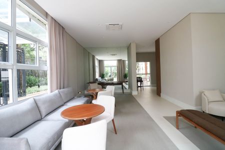 Apartamento para alugar com 207m², 3 quartos e 3 vagas Apartamento para alugar com 207m², 3 quartos e 3 vagasÁrea comum - Salão de festas