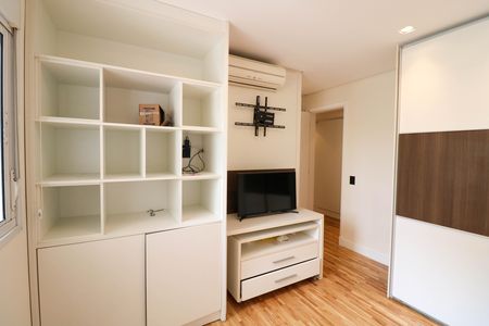 Apartamento para alugar com 207m², 3 quartos e 3 vagas Apartamento para alugar com 207m², 3 quartos e 3 vagasSuíte 1