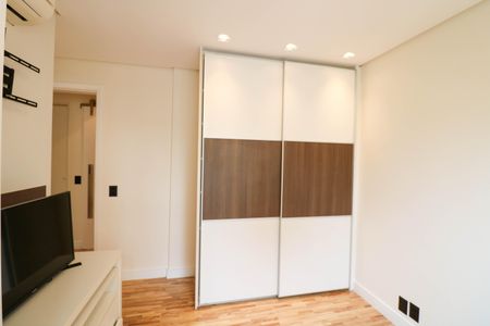 Apartamento para alugar com 207m², 3 quartos e 3 vagas Apartamento para alugar com 207m², 3 quartos e 3 vagasSuíte 1