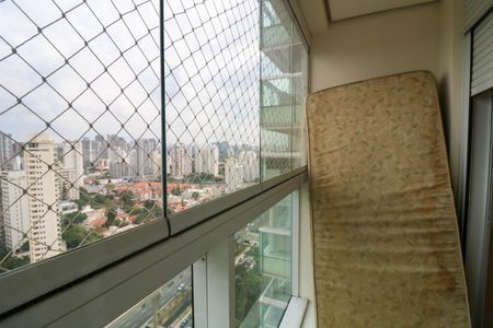 Apartamento para alugar com 207m², 3 quartos e 3 vagas Apartamento para alugar com 207m², 3 quartos e 3 vagasVaranda