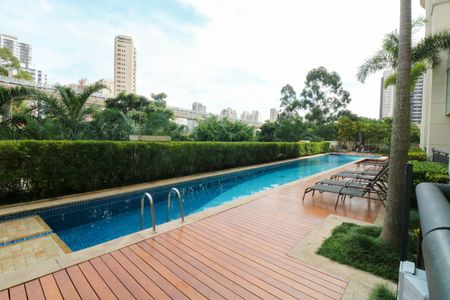 Apartamento para alugar com 207m², 3 quartos e 3 vagas