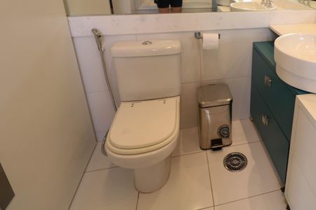Apartamento para alugar com 207m², 3 quartos e 3 vagas Apartamento para alugar com 207m², 3 quartos e 3 vagasBanheiro da Suíte 3