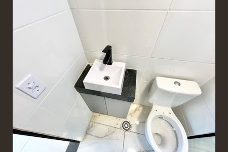 Banheiro de kitnet/studio para alugar com 1 quarto, 34m² em Imirim, São Paulo