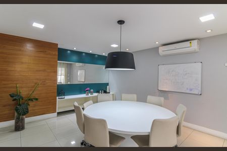 Apartamento para alugar com 88m², 2 quartos e 1 vagaCozinha e Área de Serviço