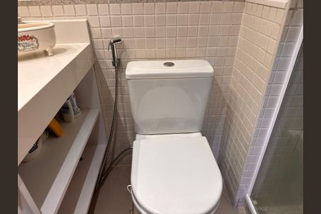 Apartamento para alugar com 88m², 2 quartos e 1 vagaSuíte - Banheiro
