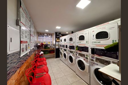 Apartamento para alugar com 88m², 2 quartos e 1 vagaCozinha e Área de Serviço