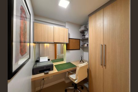 Apartamento para alugar com 88m², 2 quartos e 1 vagaCorredor / Escritório