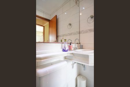 Apartamento à venda com 75m², 3 quartos e 2 vagasBanheiro social