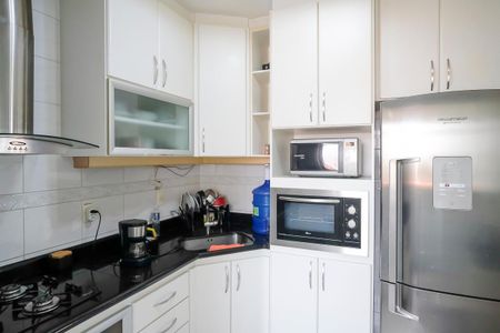 Apartamento à venda com 75m², 3 quartos e 2 vagasCozinha