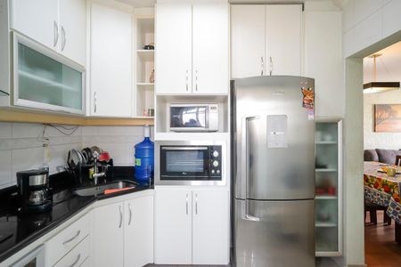 Apartamento à venda com 75m², 3 quartos e 2 vagasCozinha