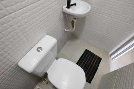 Studio para alugar com 30m², 1 quarto e sem vaga Studio para alugar com 30m², 1 quarto e sem vagaBanheiro Social