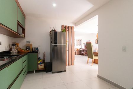 Casa à venda com 129m², 3 quartos e 2 vagasCozinha
