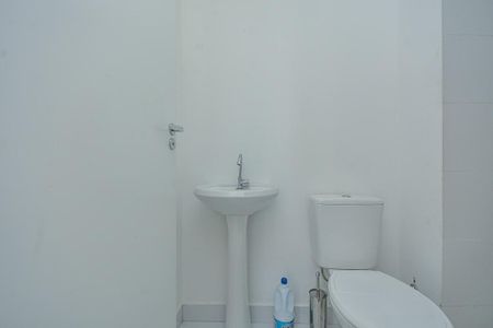 Apartamento para alugar com 36m², 2 quartos e sem vaga Apartamento para alugar com 36m², 2 quartos e sem vagaBanheiro