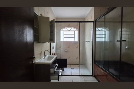 Casa para alugar com 166m², 3 quartos e 3 vagas Casa para alugar com 166m², 3 quartos e 3 vagasBanheiro