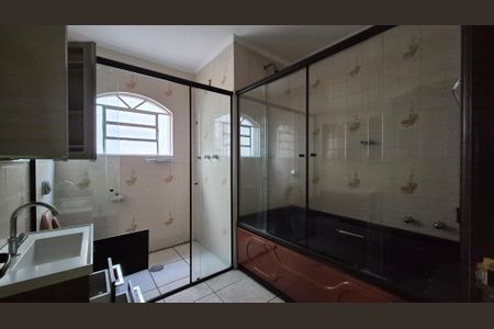 Casa para alugar com 166m², 3 quartos e 3 vagas Casa para alugar com 166m², 3 quartos e 3 vagasBanheiro