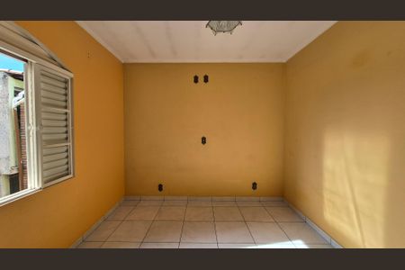 Casa para alugar com 166m², 3 quartos e 3 vagas Casa para alugar com 166m², 3 quartos e 3 vagasQuarto 2
