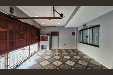 Casa para alugar com 166m², 3 quartos e 3 vagas Casa para alugar com 166m², 3 quartos e 3 vagasGaragem