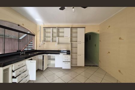 Casa para alugar com 166m², 3 quartos e 3 vagas Casa para alugar com 166m², 3 quartos e 3 vagasCozinha