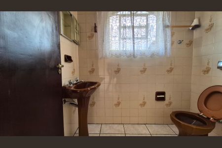 Casa para alugar com 166m², 3 quartos e 3 vagas Casa para alugar com 166m², 3 quartos e 3 vagasBanheiro da suíte