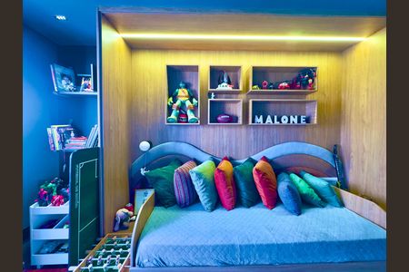 Apartamento à venda com 360m², 5 quartos e 4 vagasSuíte 2