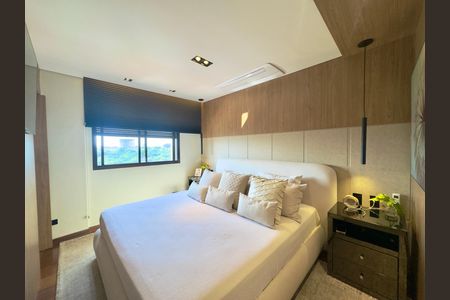 Apartamento à venda com 360m², 5 quartos e 4 vagasSuíte 1
