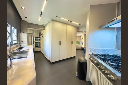 Apartamento à venda com 360m², 5 quartos e 4 vagasCozinha