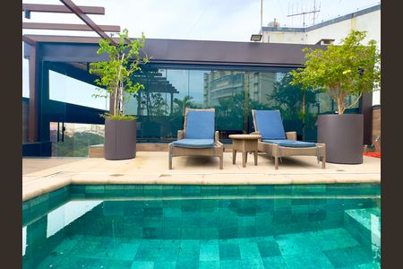 Apartamento à venda com 360m², 5 quartos e 4 vagasPiscina privativa 