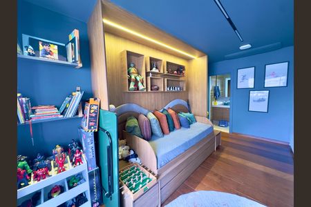 Apartamento à venda com 360m², 5 quartos e 4 vagasSuíte 2