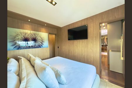 Apartamento à venda com 360m², 5 quartos e 4 vagasSuíte 1