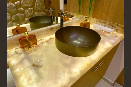 Apartamento à venda com 360m², 5 quartos e 4 vagasLavabo