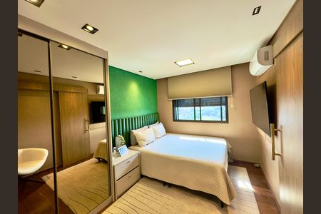 Apartamento à venda com 360m², 5 quartos e 4 vagasSuíte 3
