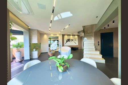 Apartamento à venda com 360m², 5 quartos e 4 vagasSala de Jantar
