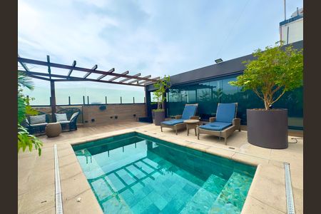 Apartamento à venda com 360m², 5 quartos e 4 vagasPiscina privativa 