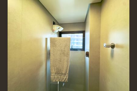Apartamento à venda com 360m², 5 quartos e 4 vagasBanheiro social 