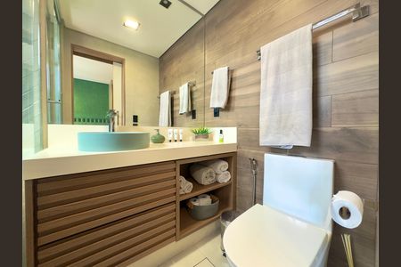 Apartamento à venda com 360m², 5 quartos e 4 vagasBanheiro da Suíte 2