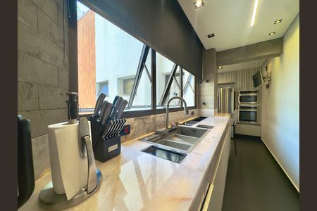 Apartamento à venda com 360m², 5 quartos e 4 vagasCozinha