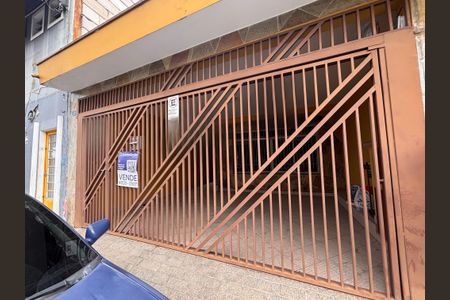 Casa à venda com 145m², 3 quartos e 2 vagasFachada