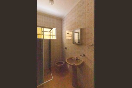 Casa à venda com 145m², 3 quartos e 2 vagasBanheiro 2