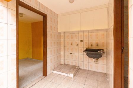 Casa à venda com 145m², 3 quartos e 2 vagasÁrea de Serviço