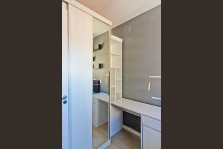 Quarto 2 de apartamento para alugar com 2 quartos, 34m² em Vila Palmeiras, São Paulo