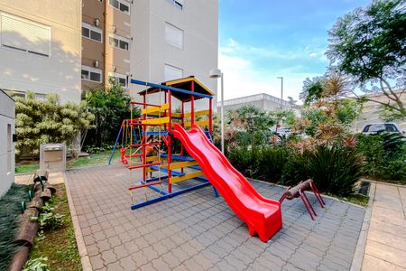 Apartamento para alugar com 46m², 2 quartos e 1 vaga Apartamento para alugar com 46m², 2 quartos e 1 vagaÁrea comum - Playground