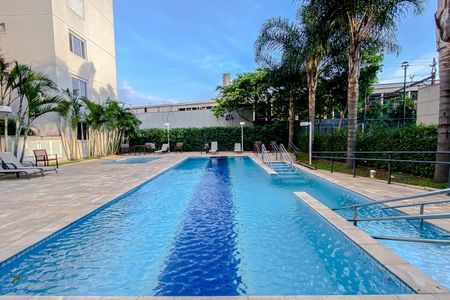 Apartamento para alugar com 46m², 2 quartos e 1 vaga Apartamento para alugar com 46m², 2 quartos e 1 vagaÁrea comum - Piscina