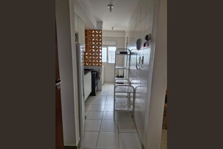 Apartamento para alugar com 69m², 3 quartos e sem vaga